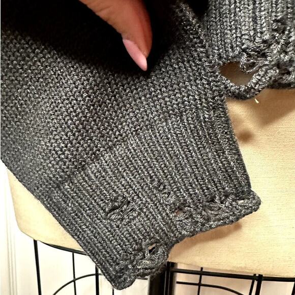 Jordan Black Gray Knit Button Up V-Neck Distressed Cardigan Sweater Womens M NWT - Picture 6 of 9